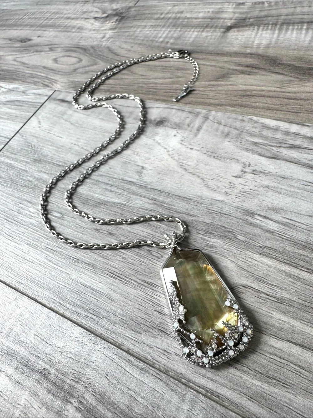 Chloe + Isabel Ocean Lace Statement Pendant Necklace - Picture 2 of 7